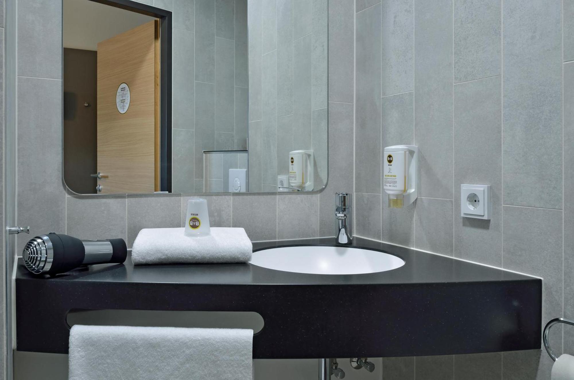 B&B Hotel Dresden City-Sued Extérieur photo