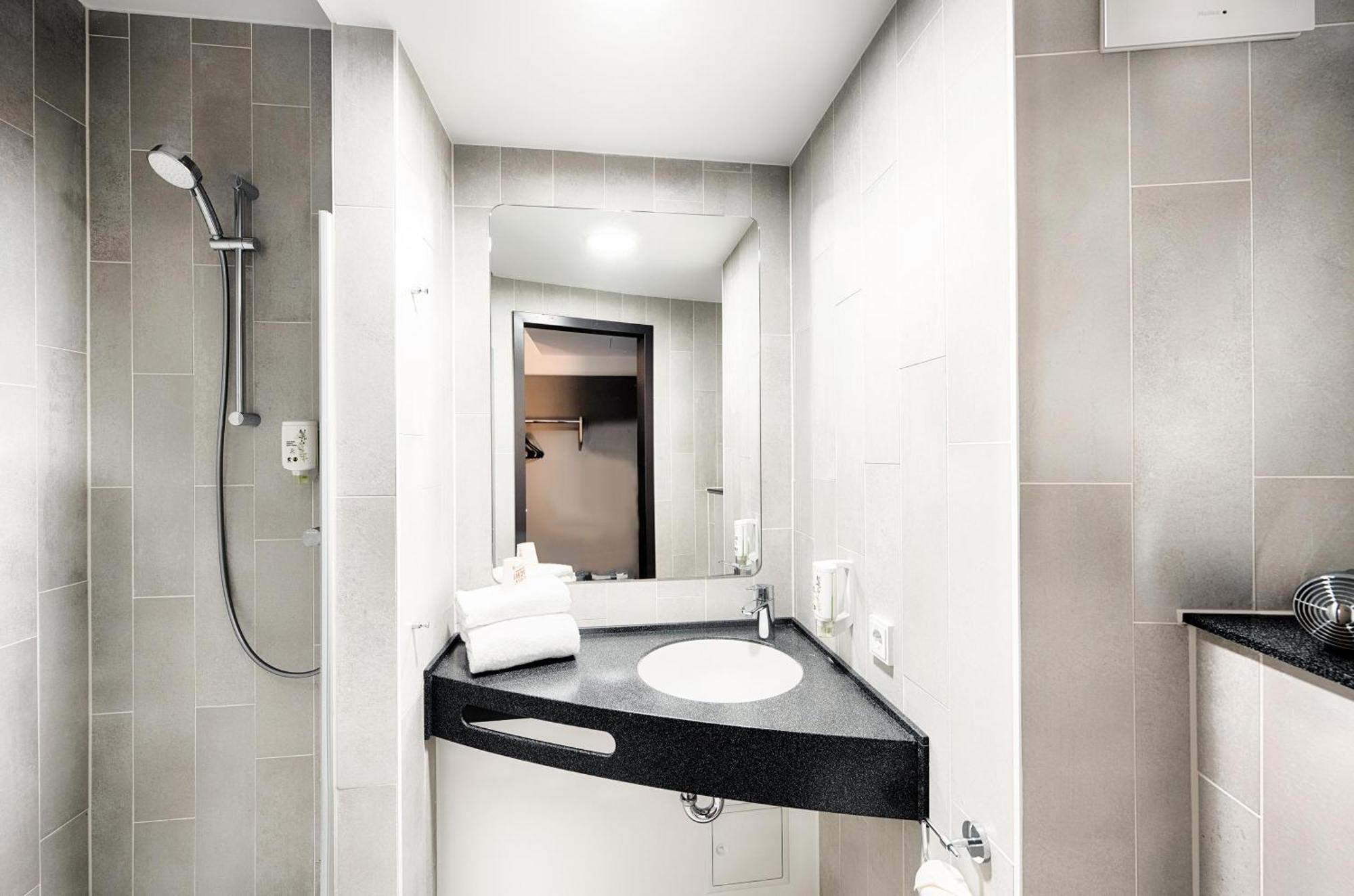 B&B Hotel Dresden City-Sued Extérieur photo